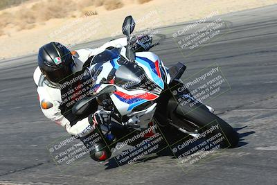 media/Feb-13-2022-SoCal Trackdays (Sun) [[c9210d39ca]]/Turn 7 Inside (1040am)/